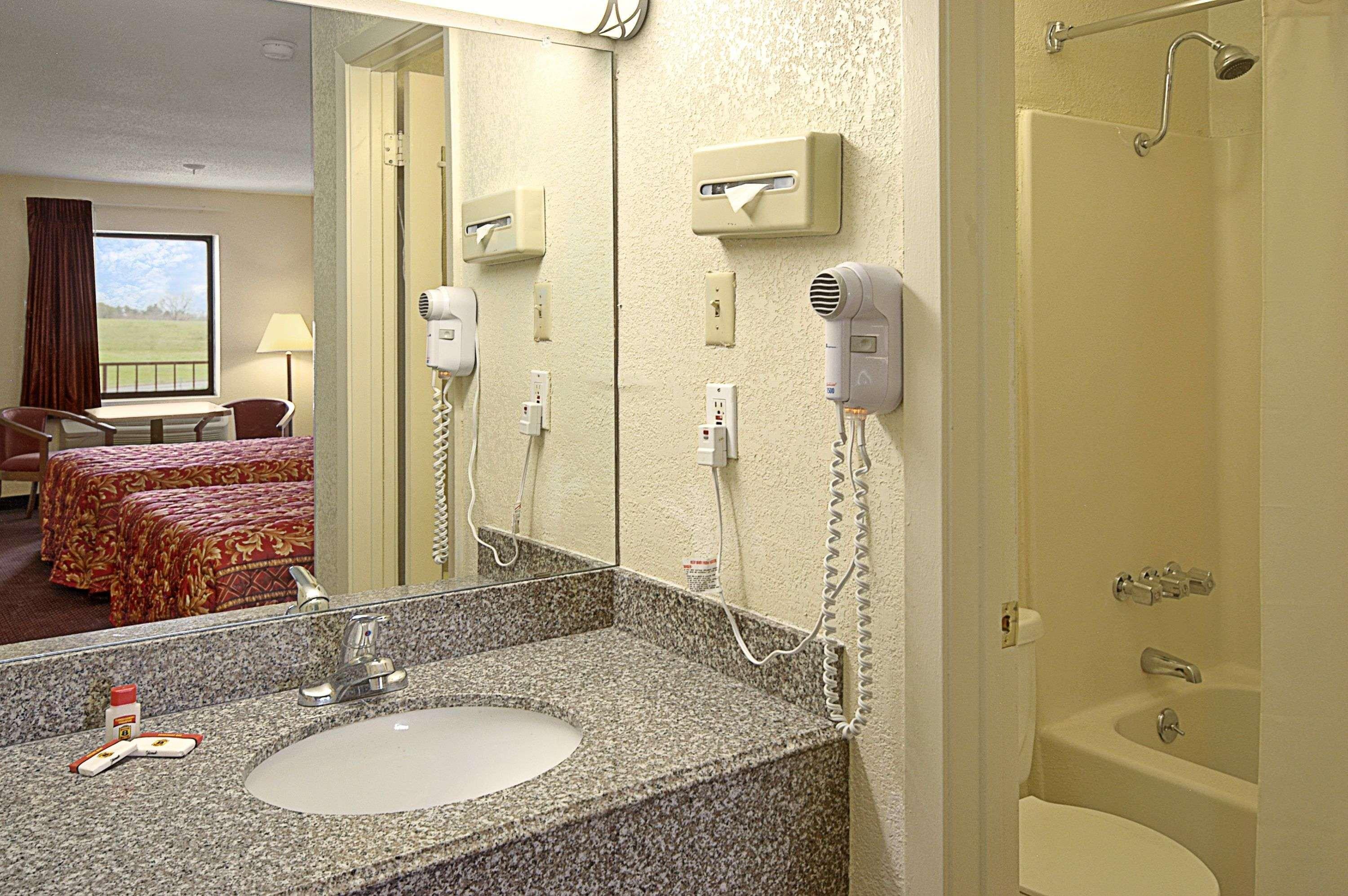 Super 8 By Wyndham Rayville Chambre photo